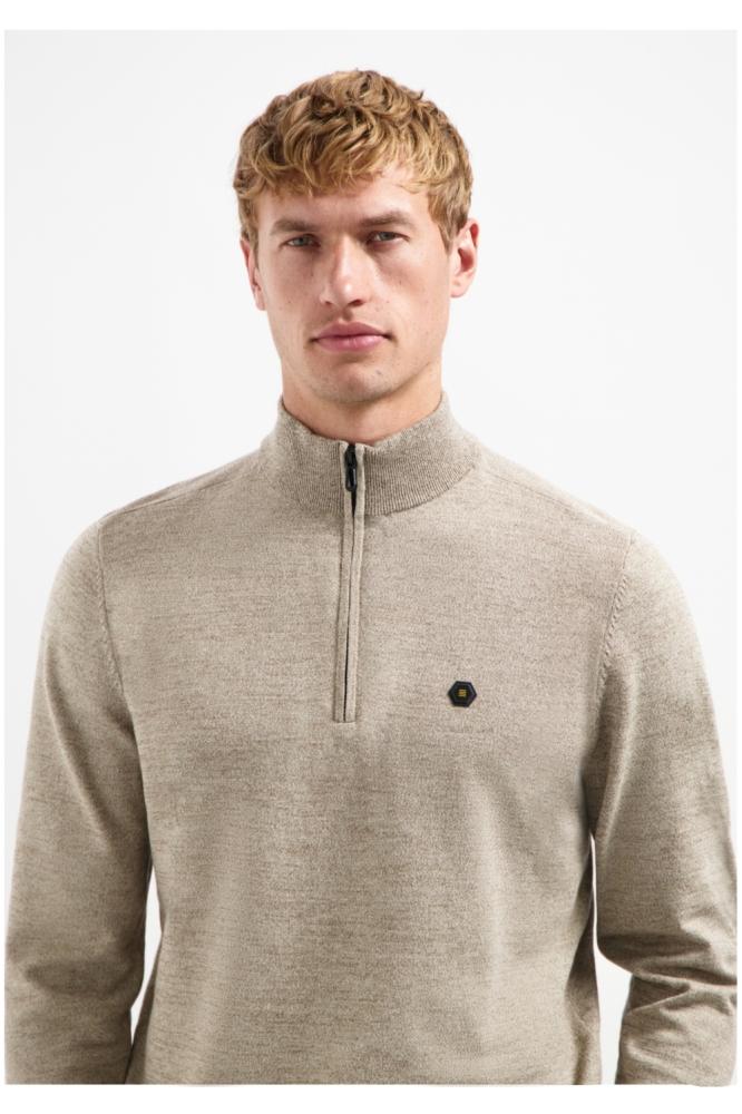 NO-EXCESS beige heren trui | Close up