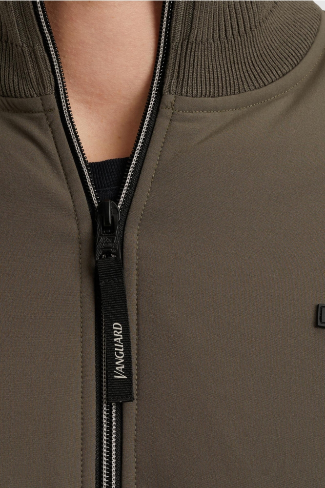 Vanguard groene heren vest | Close up