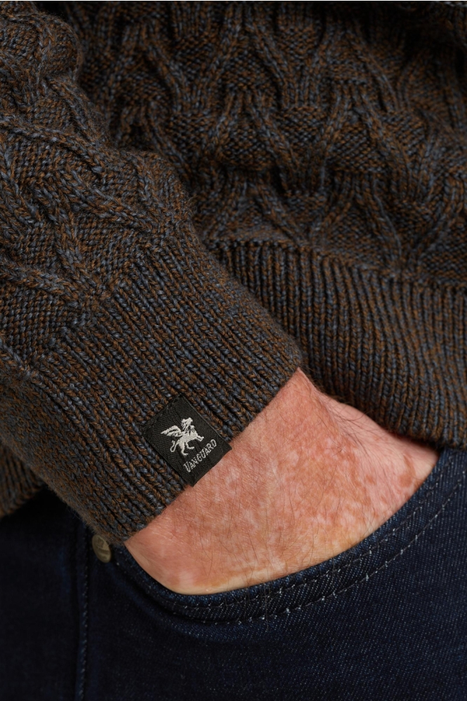 Vanguard bruine heren trui | Close up