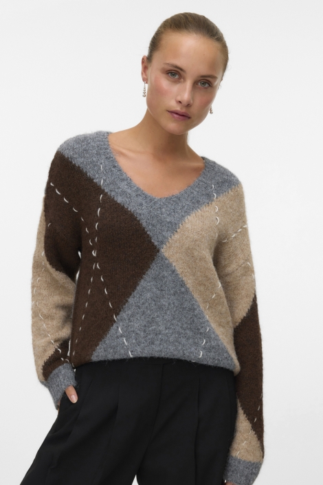 Vero Moda grijze dames trui | Model vooraanzicht