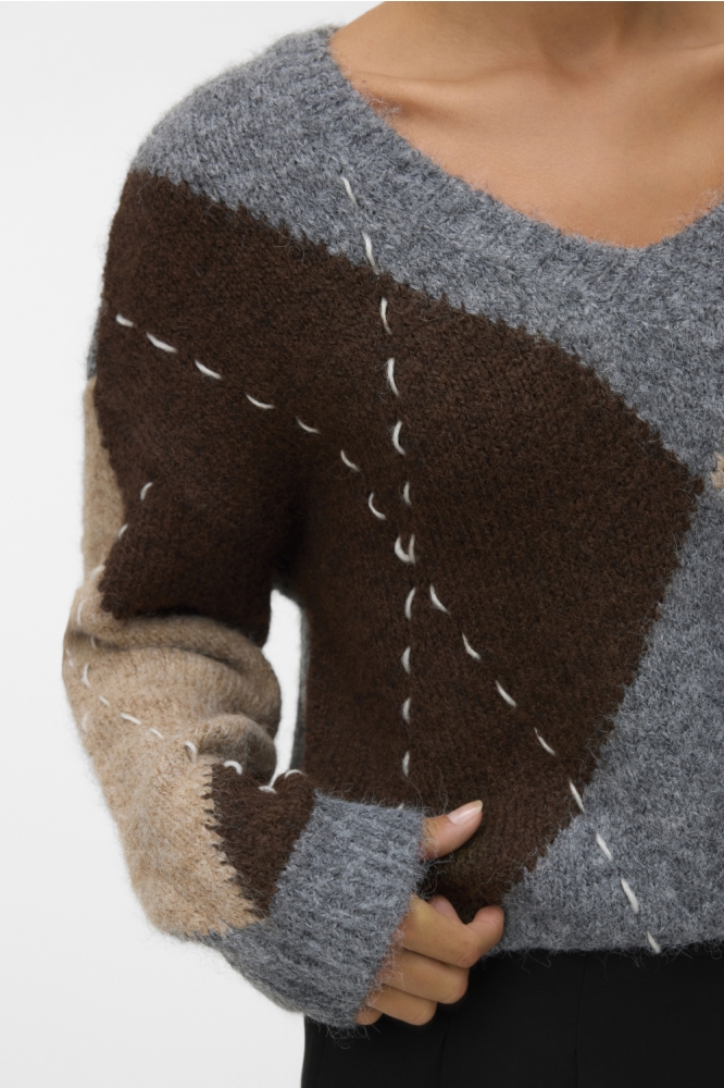 Vero Moda grijze dames trui | Close up