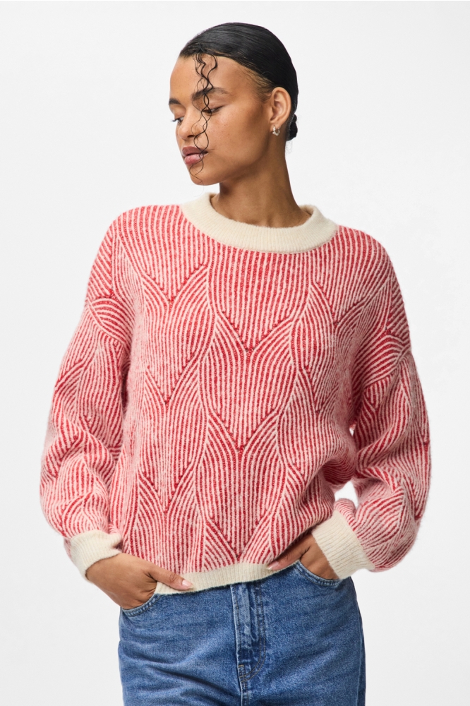 Pieces rode dames trui | Model vooraanzicht