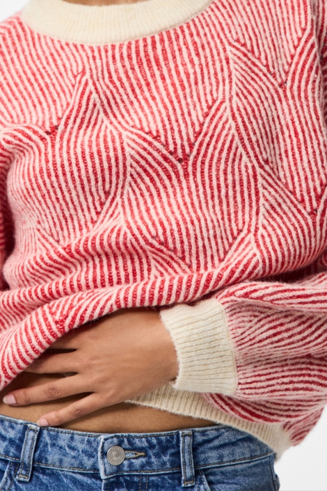 Pieces rode dames trui | Kleurstaal