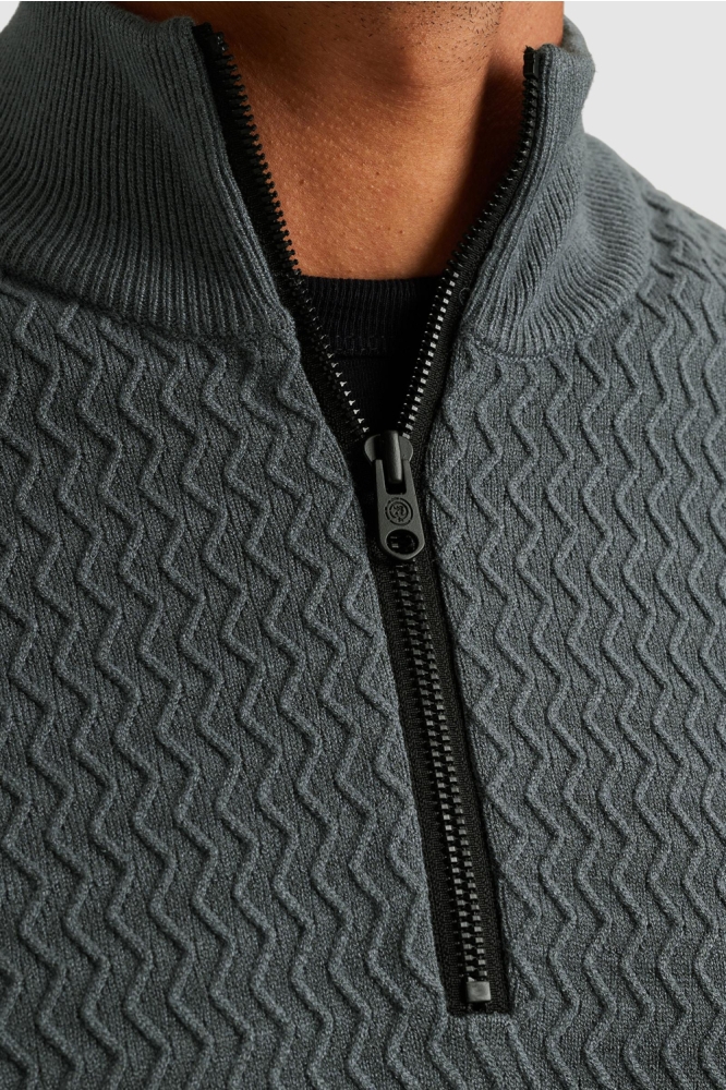 Cast Iron blauwe heren trui | Close up