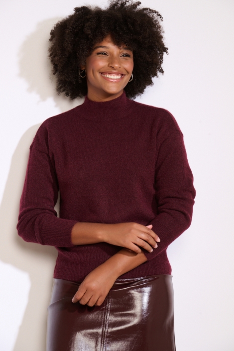 LolaLiza bordeaux dames trui | Model vooraanzicht