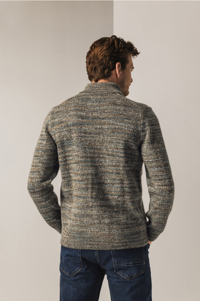 State of Art blauwe heren trui | Model achteraanzicht