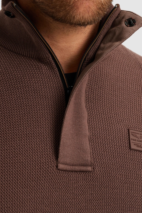 PME legend bruine heren trui | Close up