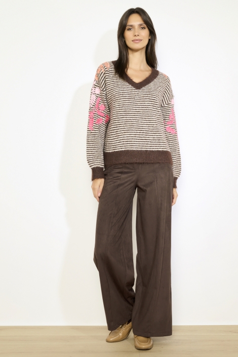 LolaLiza bruine dames trui | Model