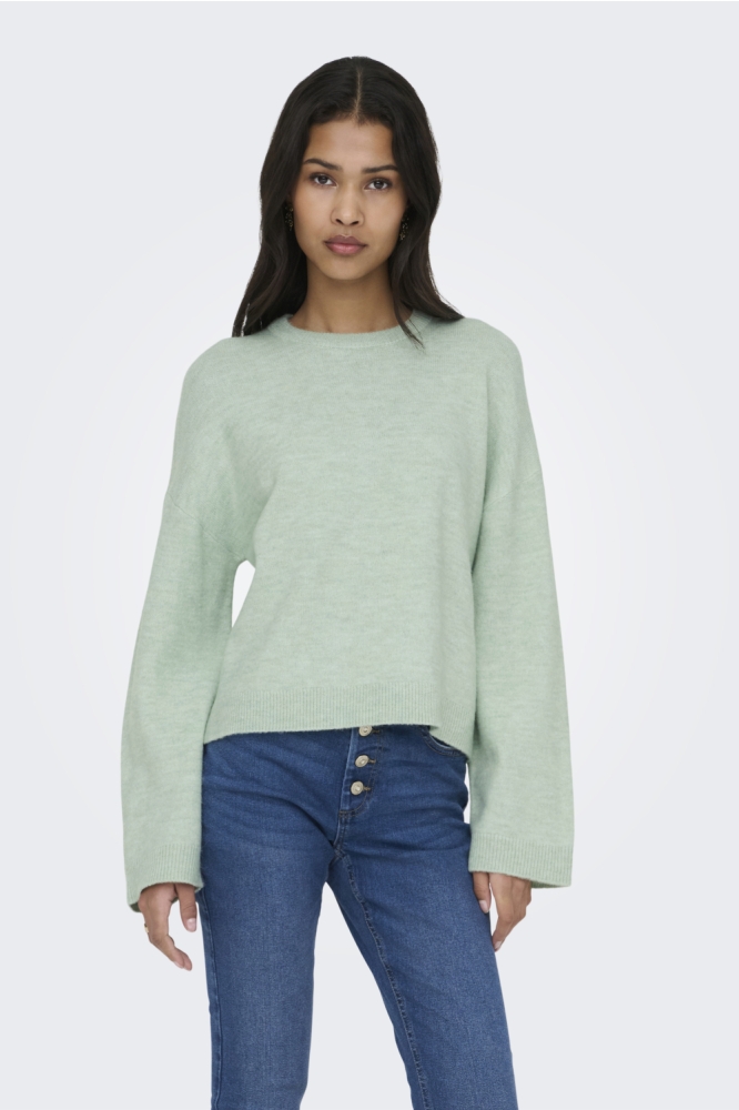 Only groene dames trui | Model vooraanzicht