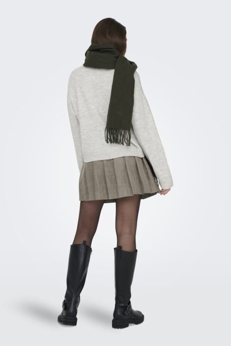 Only grijze dames trui | Model achteraanzicht