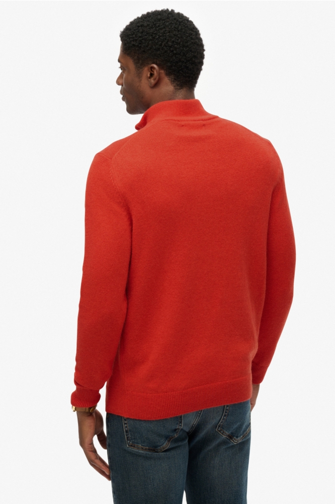 Superdry oranje heren trui | Model achteraanzicht