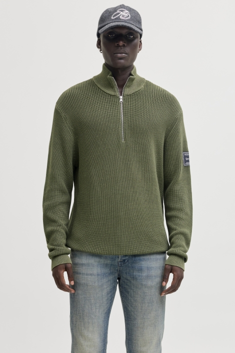 Jack & Jones groene heren trui | Model vooraanzicht