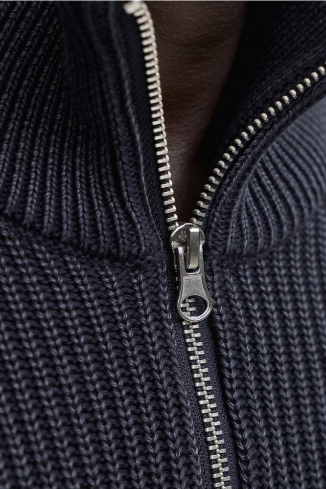 Jack & Jones blauwe heren trui | Close up