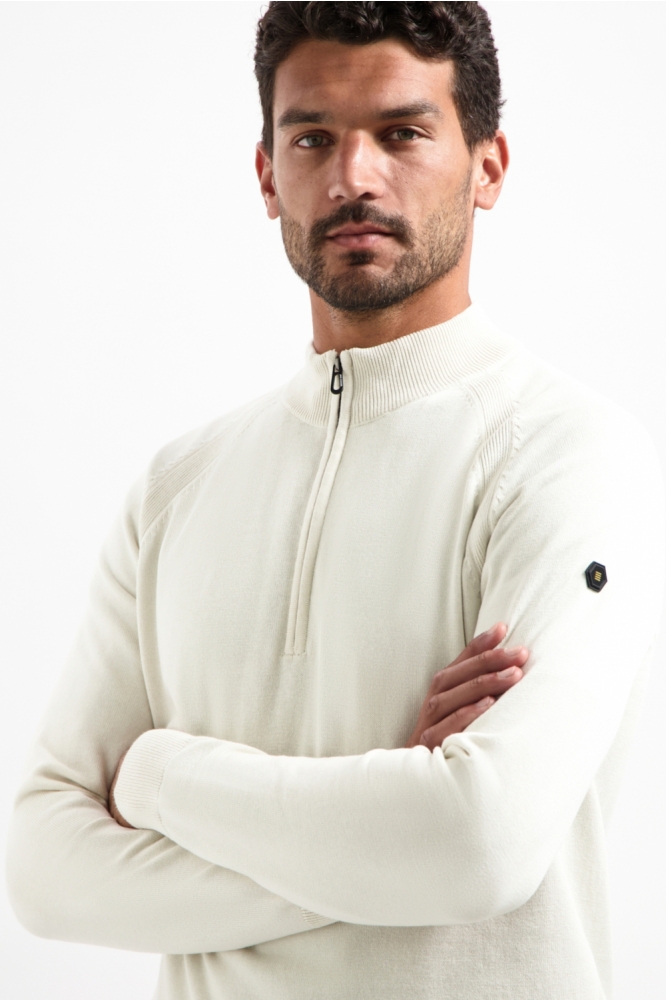 NO-EXCESS ecru heren trui | Close up