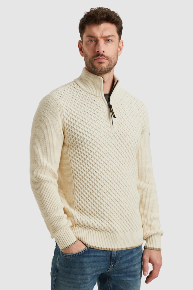 PME legend ecru heren trui | Model vooraanzicht