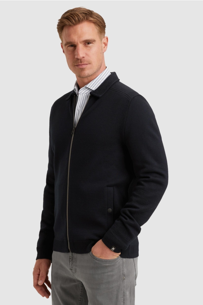 Vanguard blauwe heren vest | Model zijaanzicht