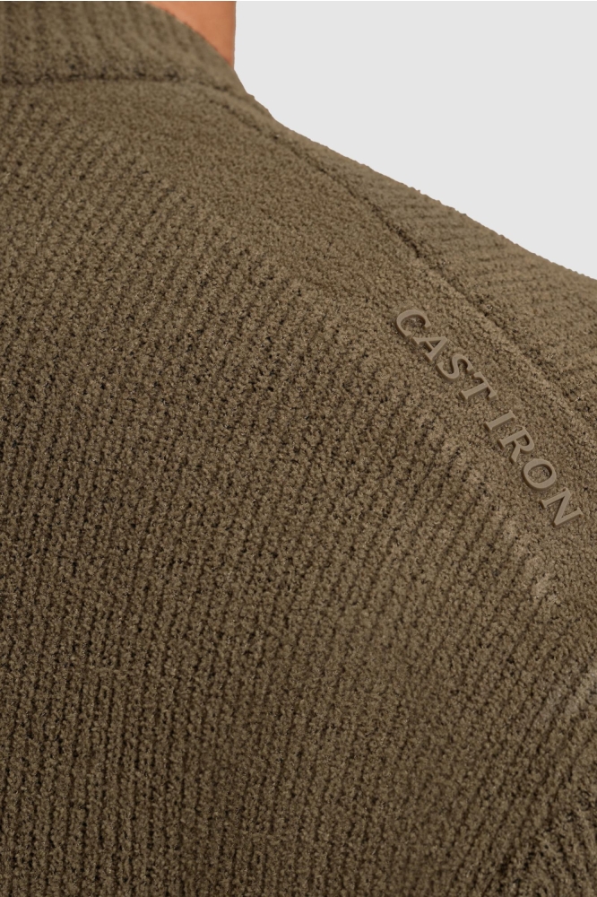 Cast Iron bruine heren trui | Close up