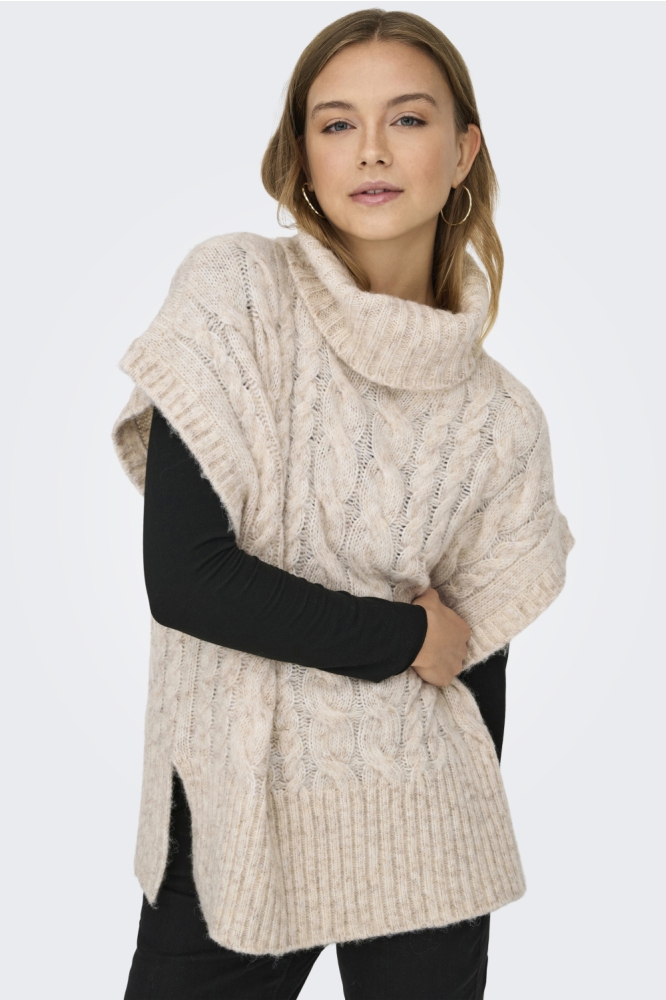 Only beige dames trui | Model vooraanzicht