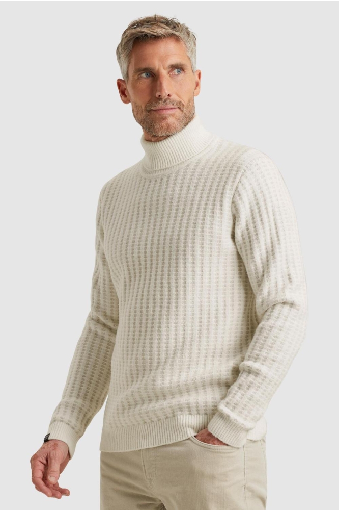 Vanguard witte heren trui | Model vooraanzicht