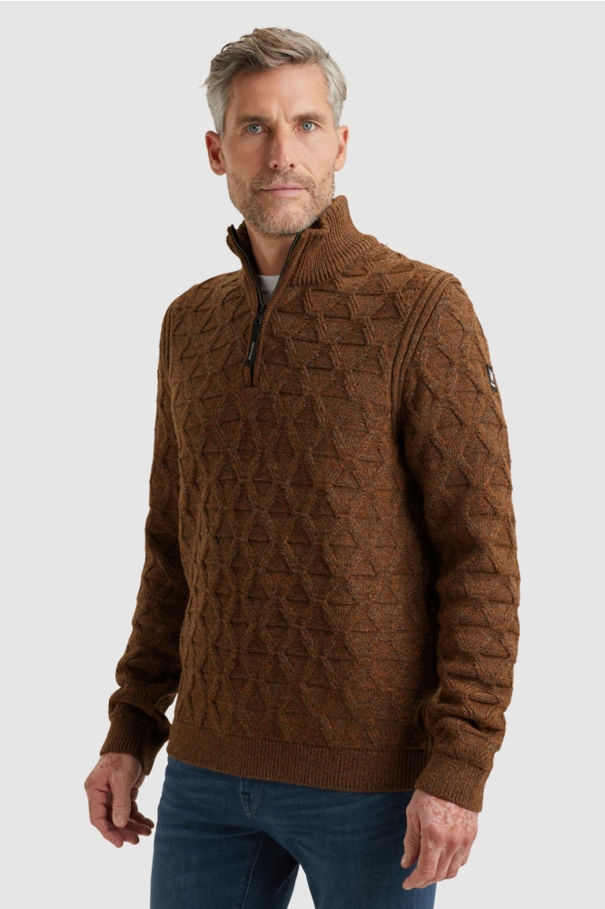 Vanguard bronzen heren trui | Model zijaanzicht