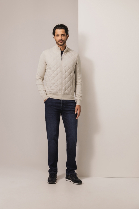 State of Art beige heren vest | Model vooraanzicht