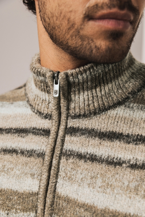 State of Art bruine heren trui | Close up