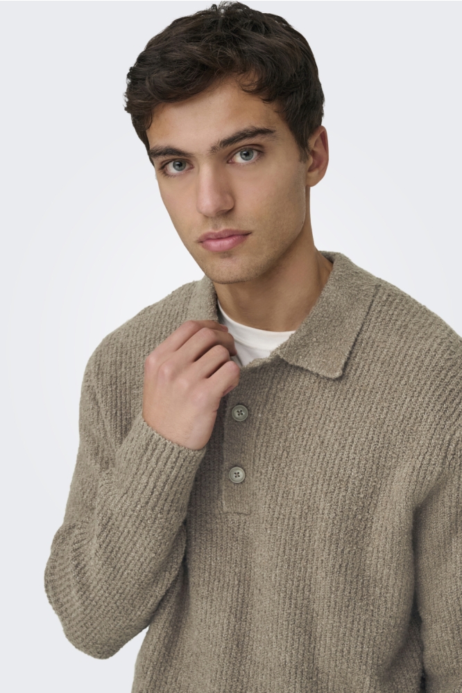 Only & Sons taupe heren polo | Close up