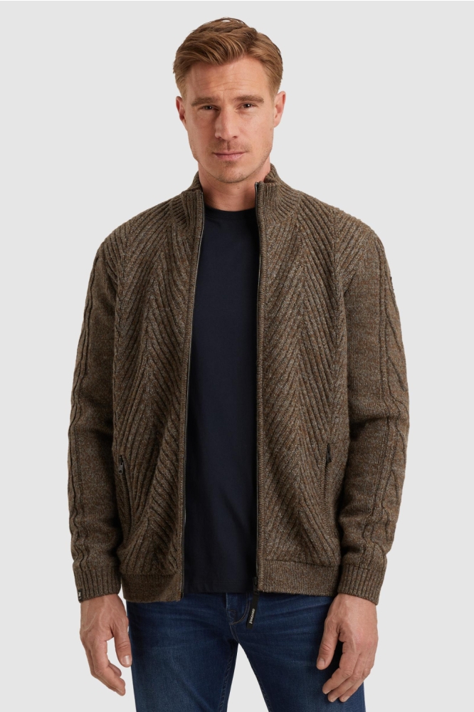 Vanguard bruine heren vest | Model vooraanzicht