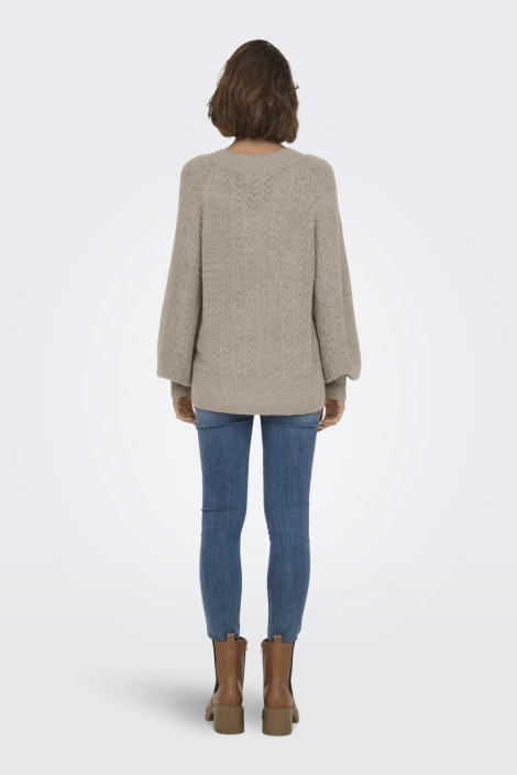 Only zand dames trui | Model achteraanzicht