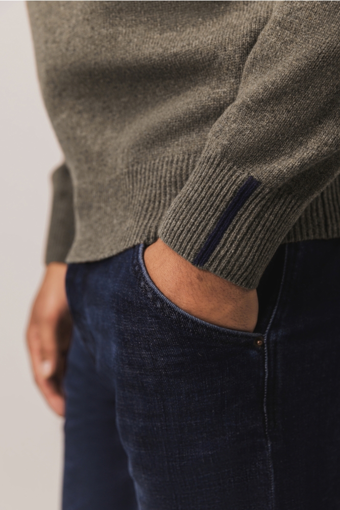 State of Art bruine heren trui | Close up