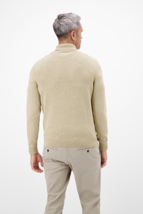 Lerros beige heren trui | Model achteraanzicht
