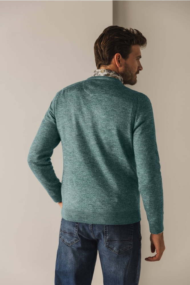 State of Art groene heren trui | Model achteraanzicht