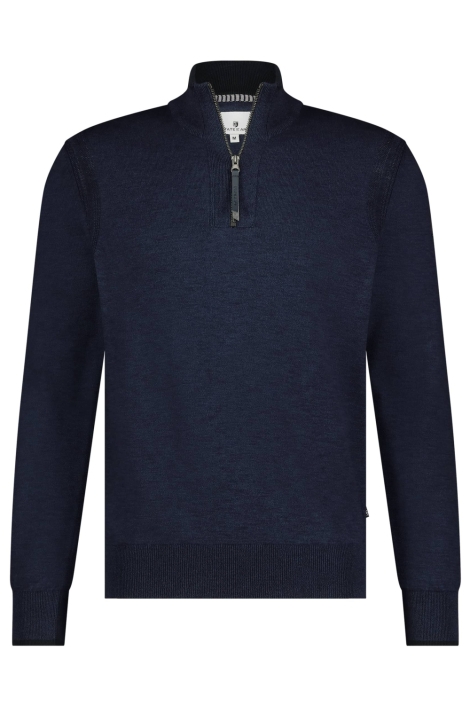 State of Art blauwe heren trui | Model vooraanzicht