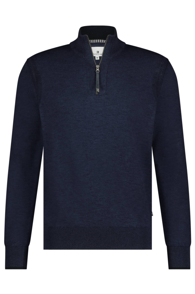 State of Art blauwe heren trui | Model vooraanzicht