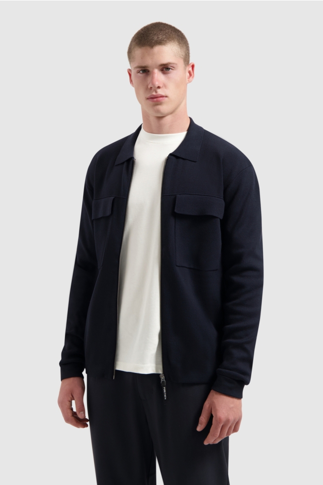 Pure Path blauwe heren vest | Model vooraanzicht