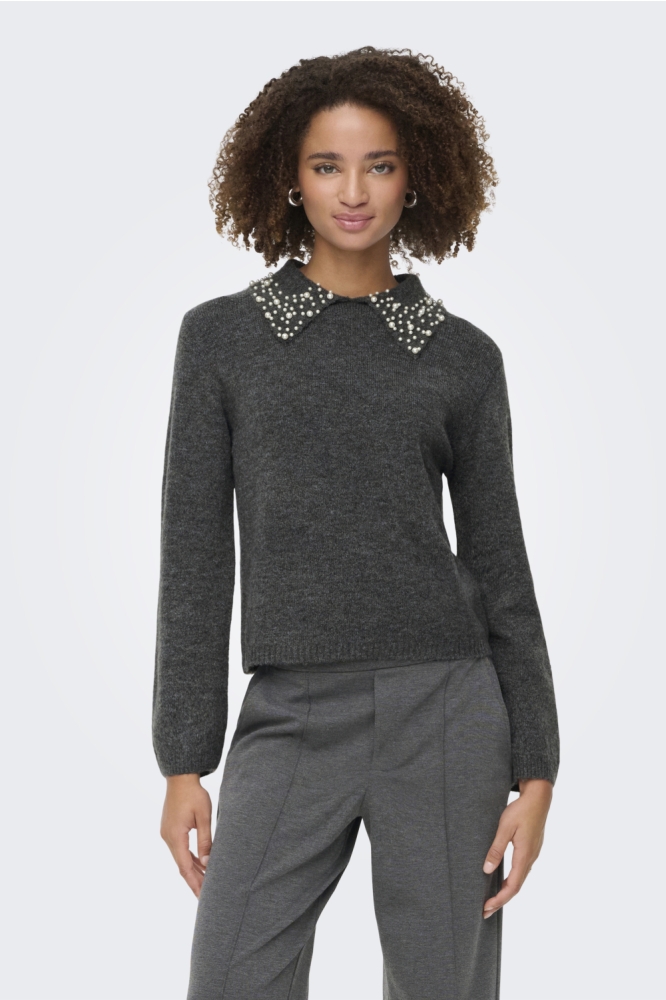 Jacqueline de Yong grijze dames trui | Model vooraanzicht