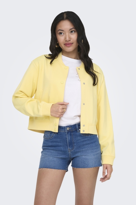 Only gele dames jas | Model vooraanzicht