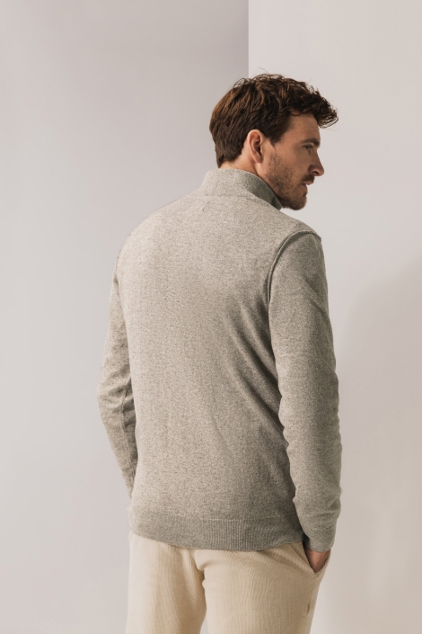 State of Art bruine heren trui | Model achteraanzicht