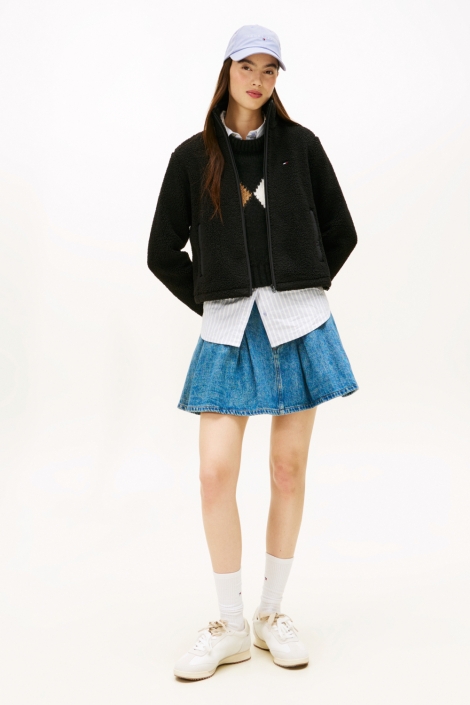 Tommy Jeans zwarte dames vest | Model