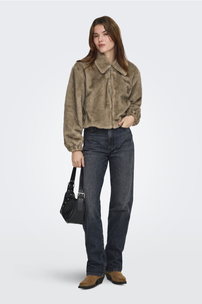 Only taupe dames jas | Model vooraanzicht