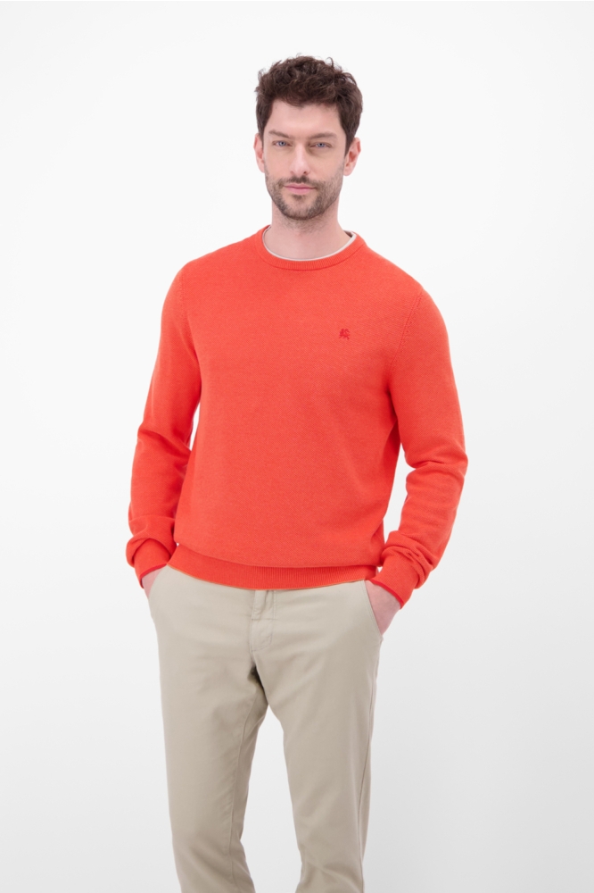 Lerros oranje heren trui | Model vooraanzicht