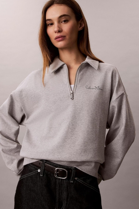 Calvin Klein grijze dames sweater | Model vooraanzicht