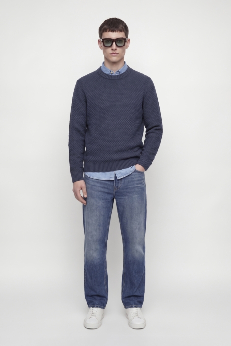 Jack & Jones blauwe heren trui | Model vooraanzicht