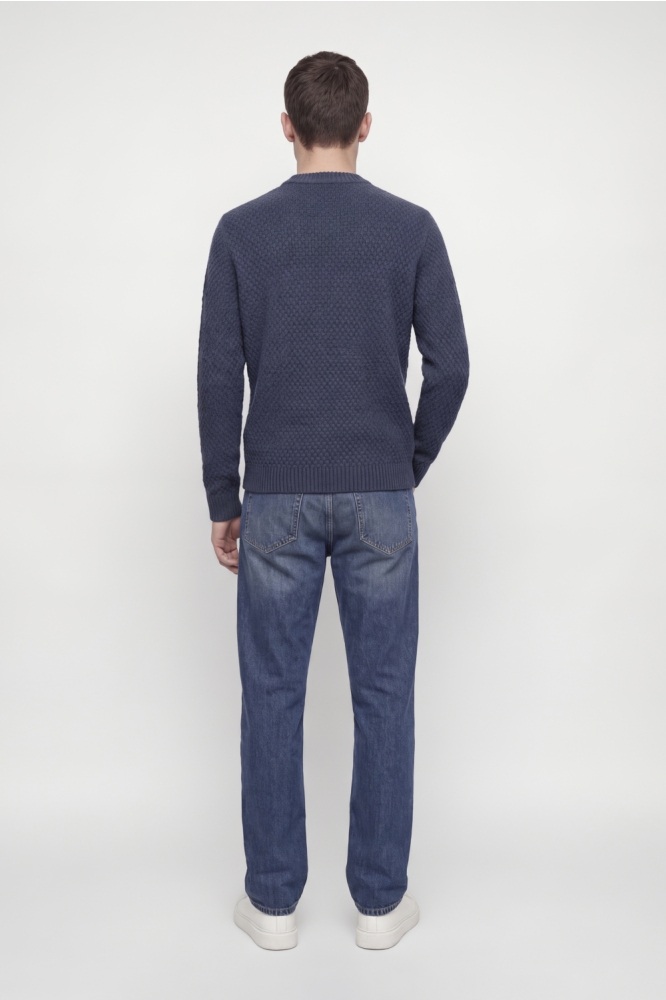 Jack & Jones blauwe heren trui | Model achteraanzicht