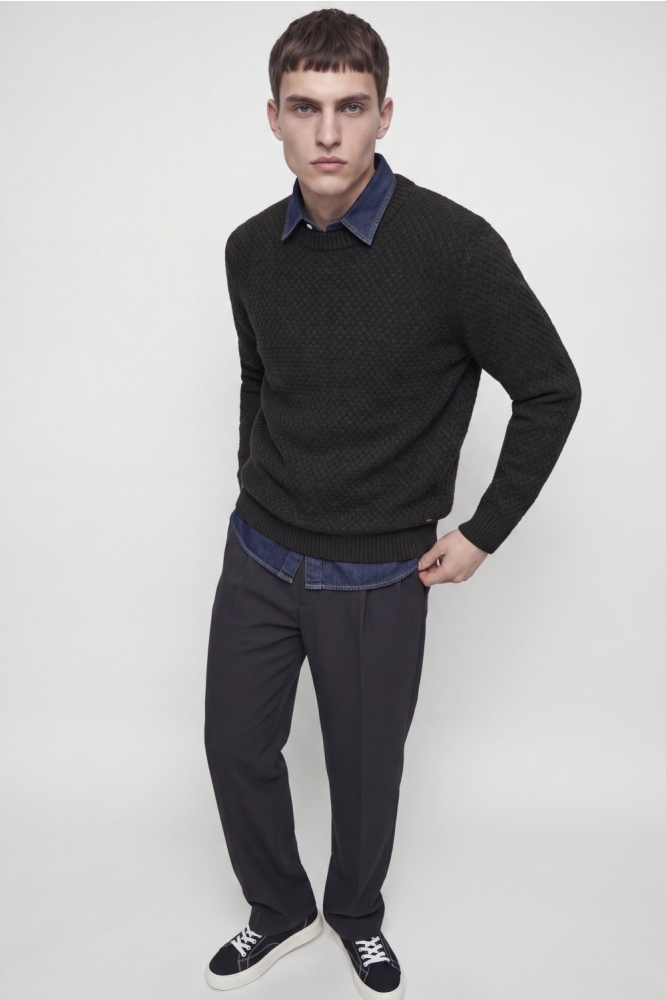 Jack & Jones grijze heren trui | Model