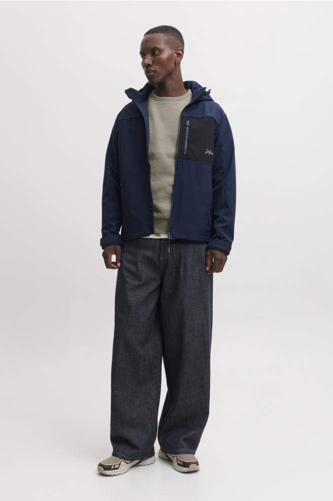 Jack & Jones groene heren sweater | Model