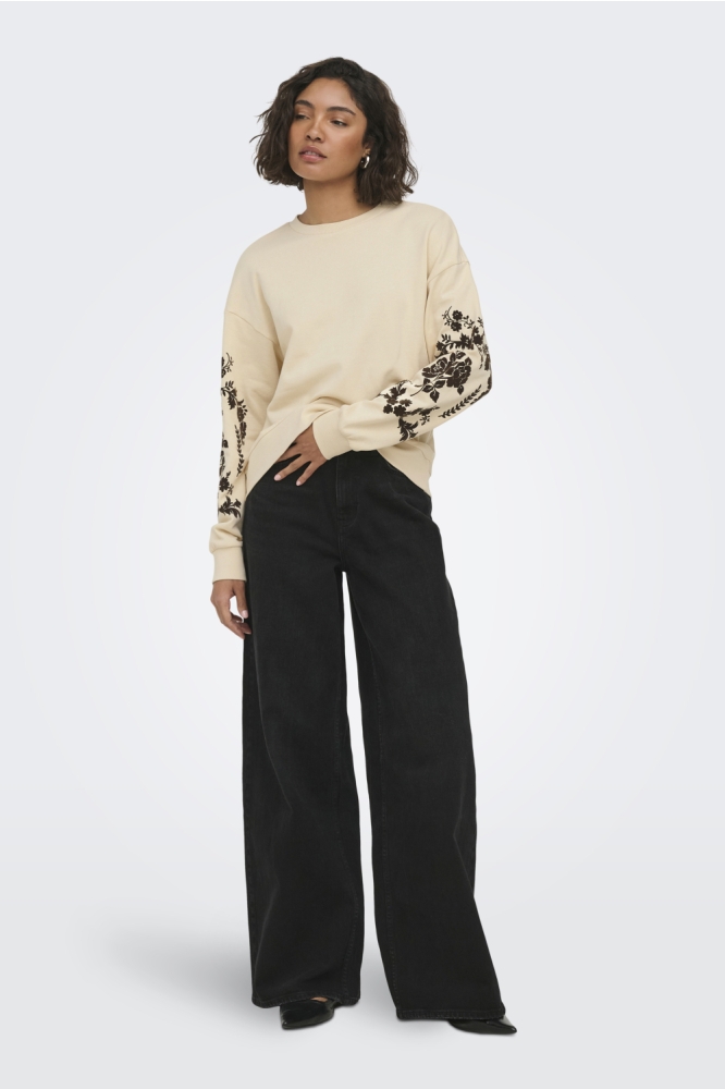Jacqueline de Yong ecru dames sweater | Model