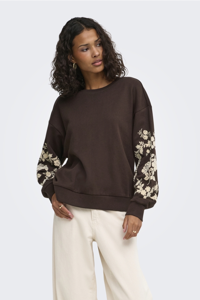 Jacqueline de Yong bruine dames sweater | Model vooraanzicht