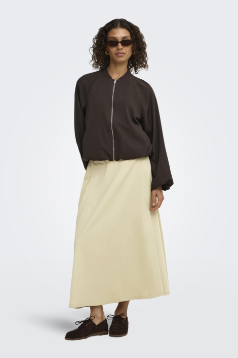 Jacqueline de Yong bruine dames jas | Model