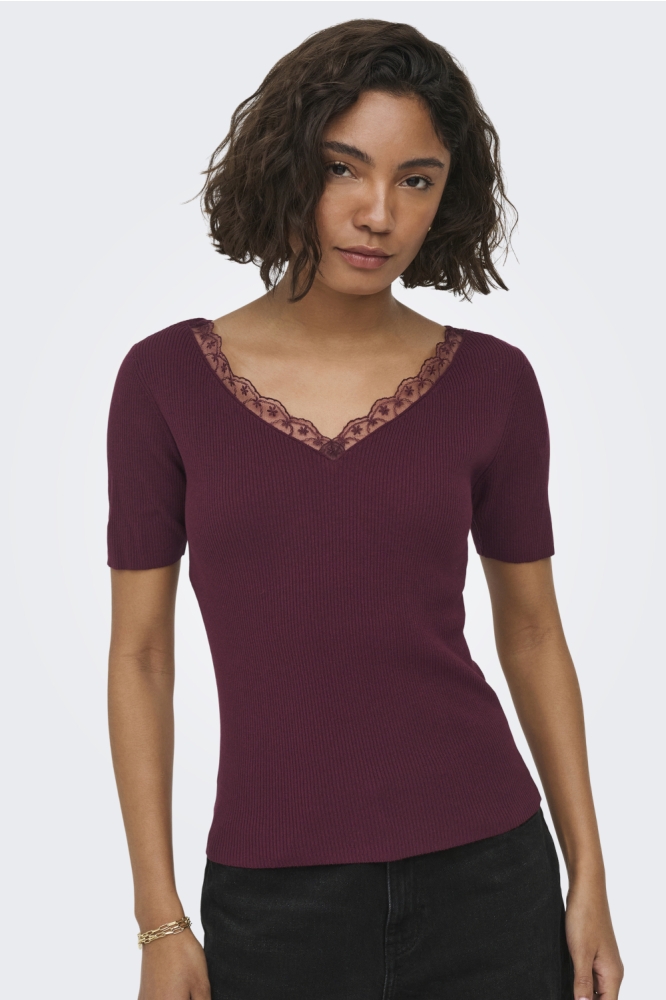 Jacqueline de Yong bordeaux dames t-shirt | Model vooraanzicht
